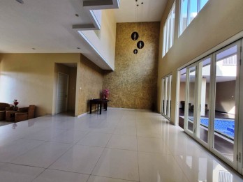 Rumah 2 Lantai Dijual Villa Puncak Tidar Malang