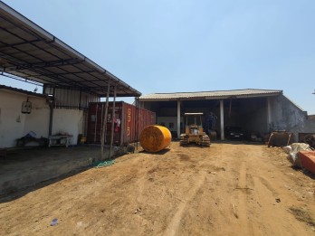 Jual Tanah dan Bangunan komersial SHM 0 Jalan Raya Carat Gempol Pasuruan.