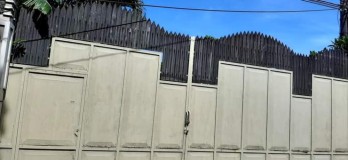 Bangunan tempat usaha di daerah blimbing