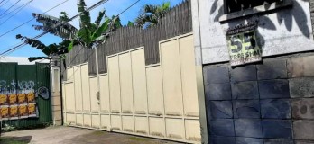 Bangunan tempat usaha di daerah blimbing