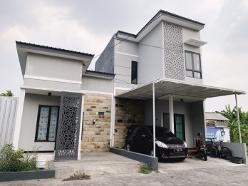 Rumah Mezzanine Berkonsep Hunian Modern Minimalis