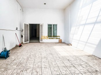 Dijual Ruko Komplek Cemara Asri Jalan Makmur