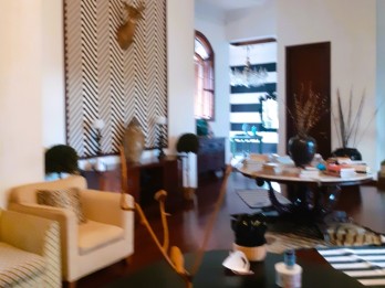 Dijual Rumah Mediterania Lokasi Villa Cinere Mas