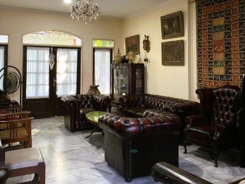 Dijual Rumah Tinggal dan Tempat Kost di Cipete,