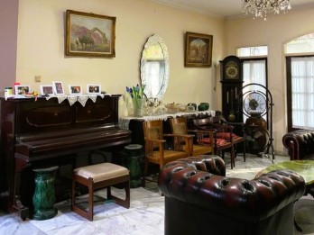 Dijual Rumah Tinggal dan Tempat Kost di Cipete, Jakarta Selatan