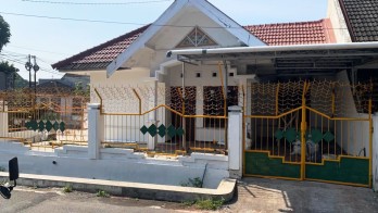 Rumah Besar Daerah Borobudur Blimbing Luas, Aman,