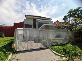 Rumah Minimalis Modern Puri Palma Araya