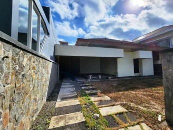 Rumah Strategis di Jl Raya Dieng kota Malang