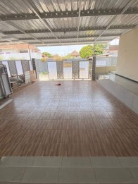 Rumah dekat alun alun kota batu disewakan(Madewo apples)