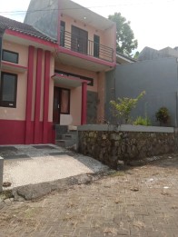 Rumah dekat bns kota batu(Madewo apples)