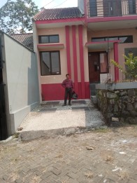 Rumah dekat bns kota batu(Madewo apples)