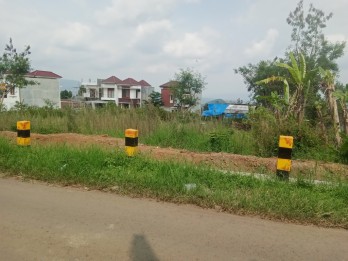 Tanah dekat bns kota batu(Madewo apples)