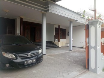 rumah bagus dan mewah di mojokerto