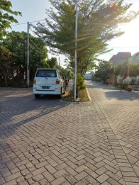 rumah di perum swan menganti gresik jawa timur