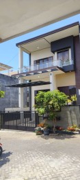 rumah exclusive dikawasan sangat strategis -