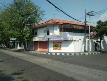 DIJUAL RUMAH POJOK 2Lt DI TEPI JALAN RAYA SUKARNO HATTA PASURUAN KOTA, JATI
