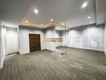 Dijual Villa Baru Komplek Grand Cemara Jalan
