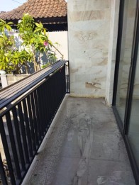 Sewa Tempat Usaha Kantor 2 Lantai 4×7 Hayam Wuruk Kesiman