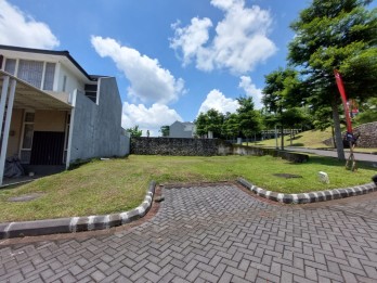 ATELIER D 01/08 | Rumah Baru Developer di The Peak, CitraGarden Malang