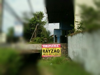 DIJUAL GUDANG 2Lt DI TEPI JALAN RAYA KRATON PASURUAN, JATIM