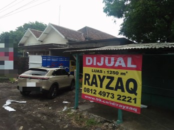 DIJUAL TOKO+TANAHNYA DI TEPI JALAN RAYA TONGAS KABUPATEN PROBOLINGGO, JATIM