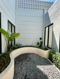 Rumah Baru Gress Modern Minimalis Citraland Royal Park 1