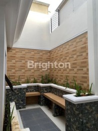 Rumah dijual di araya kota malang