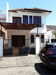 rumah disewakan di araya kota malang