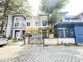 Dijual Cepat !! Villa Komplek Grand Menteng Indah