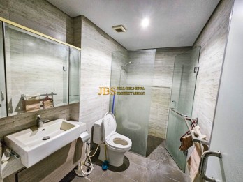 Dijual Ruko Ex Cafe Komplek Centrium Business Centre Bagian Pintu Masuk