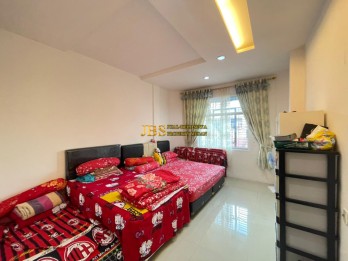 Dijual Ruko Siap Huni Jalan Pantai Burung 3 (Daerah Jl.B.Katamso)