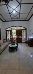 RUMAH / TEMPAT USAHA IJEN MALANG