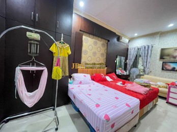Dijual Rumah Komplek Cemara Hijau Kondisi Siap