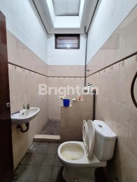 RUMAH 1,5 LANTAI TENGAH KOTA MALANG