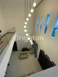 RUMAH 2 LANTAI DEKAT MACHUNG TIDAR MALANG