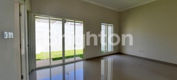 RUMAH BARU GRESS SIAP HUNI TIDAR MALANG