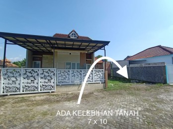 RUMAH CANTIK MOJOROTO KOTA KEDIRI