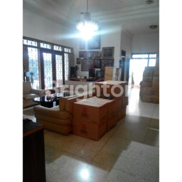 Dijual Rumah + Gudang Strategis Kepanjen Malang