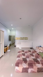 Jual Rumah Komplek Pembangunan Townhouse Jalan