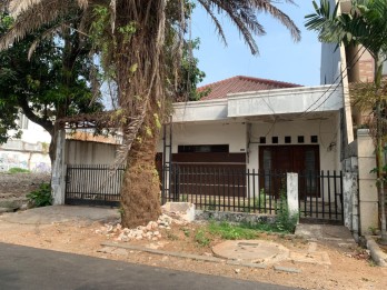 RUMAH DIJUAL MURAH CEMPAKA PUTIH JAKPUS LUAS 209