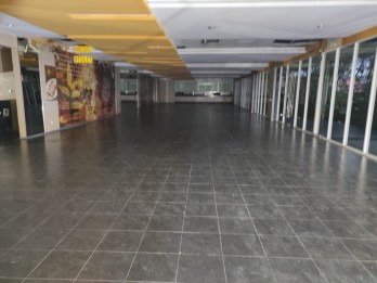 Rumah Usaha Raya Kayoon Pusat Kota Strategis Komersial