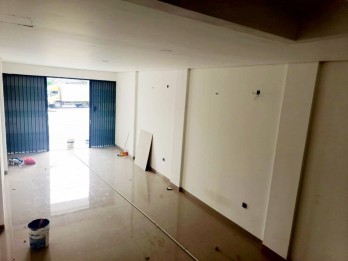 Dijual Ruko Baru 3,5 Lantai di Jl. Raya Muchtar Sawangan Depok