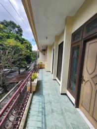 Dijual Rumah Mewah 2 Lantai di Jl Seram Pulau-pulau Malang