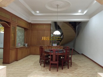 Dijual Villa Siap Huni di Komplek Cemara Asri Jalan Sakura - Medan