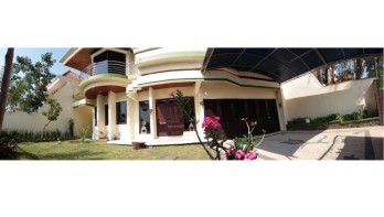Disewakan Rumah Mewah 2 Lantai di Araya Kota Malang