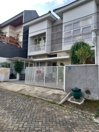 Jual rumah butuh uang di graha dewata Kota Malang