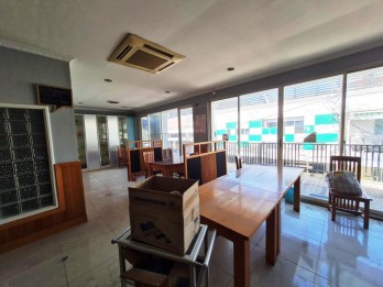 Ruko 2 Lantai Dijual Jl Mayjen Sungkono Sawahan Surabaya