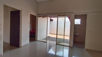 Rumah Bagus Desain Minimalis di Perumahan Austin