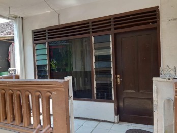 Rumah Kost 3 lantai di Daerah Ijen Malang GMK02807