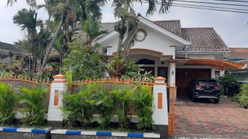 Rumah Mewah Bagus Lokasi Tengah Kota Malang GMK02834